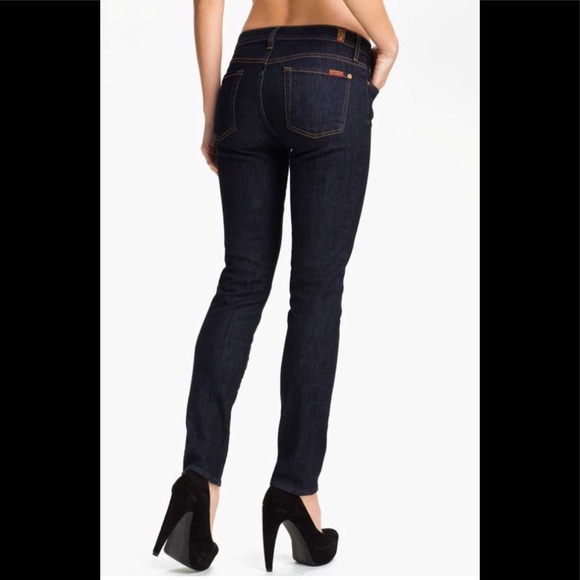 The Slim Cigarette - Picture 5 of 8